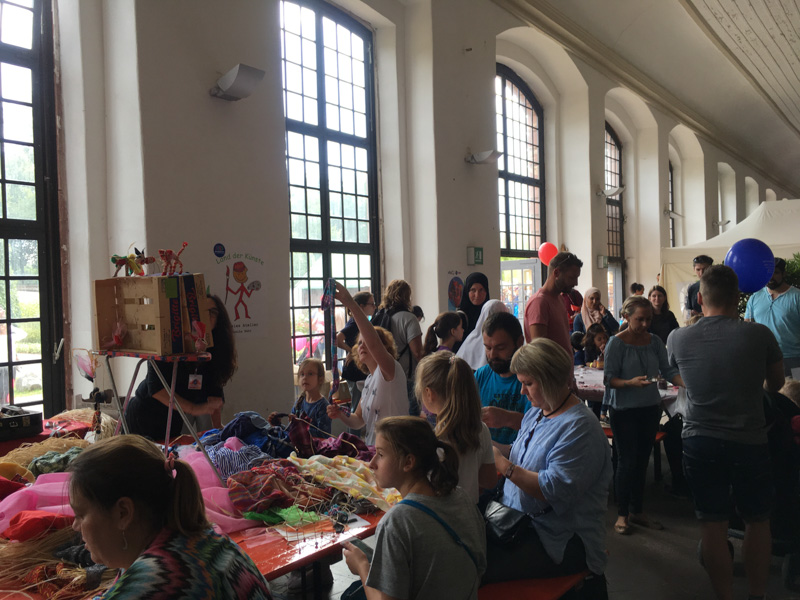 Station: Textiles Gestalten